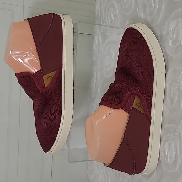 OLUKAI Pehuea Maroon Red Slip On Comfort Sneakers Size W8 - Picture 3 of 14